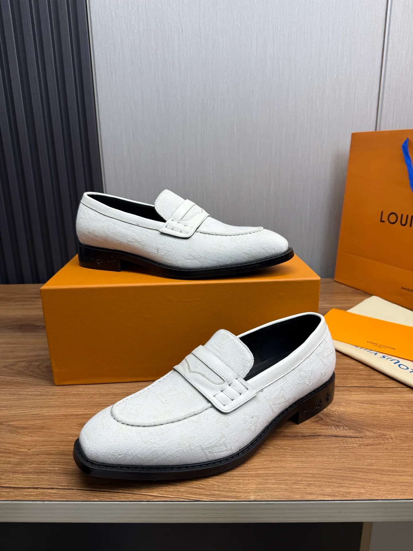 Factory 720💰 LV. Men's business casual leather shoes, all made of imported original brand leather, just to create a more comfortable wearing experience, original non-slip and wear-resistant outsole ✔️16-45 (38.45 non-refundable)